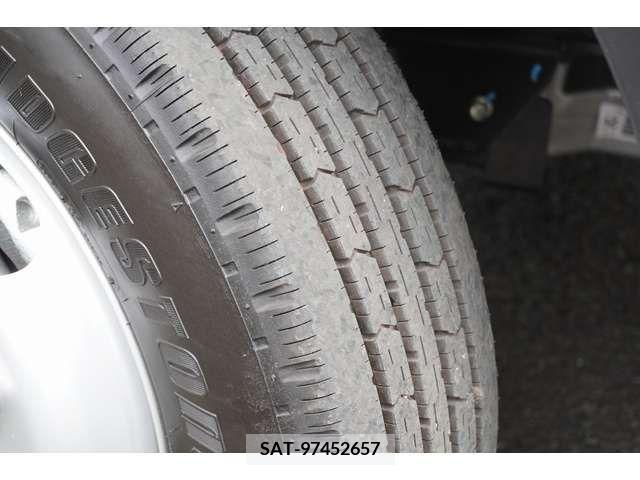 Mitsubishi CANTER 2023-01 203343-9