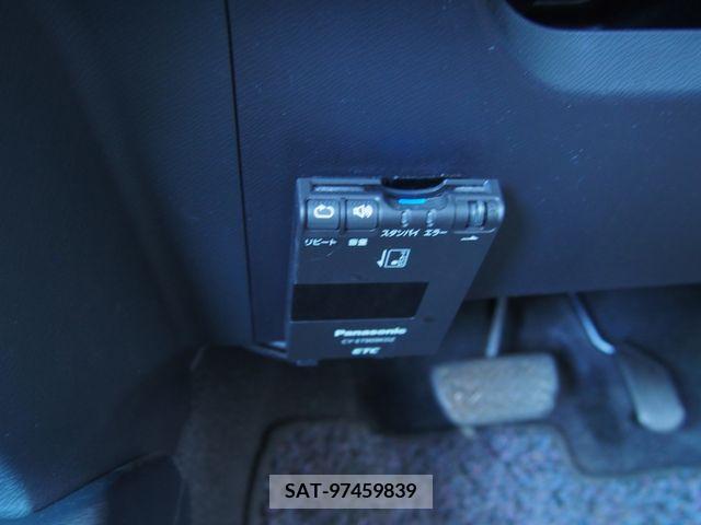 Toyota AQUA 2014-11 356222-13