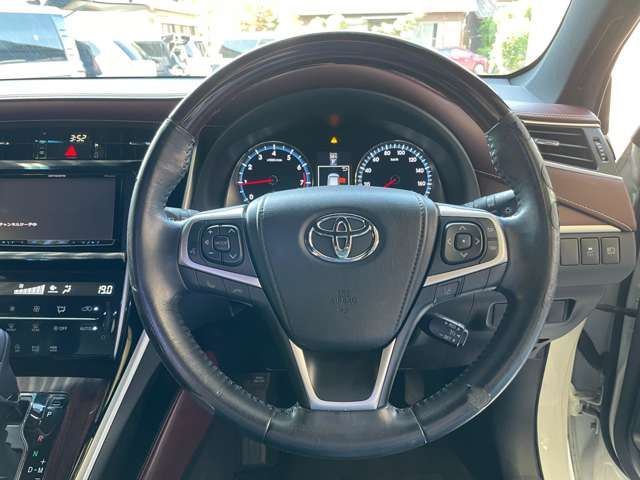 Toyota HARRIER 2014-10 8497-13