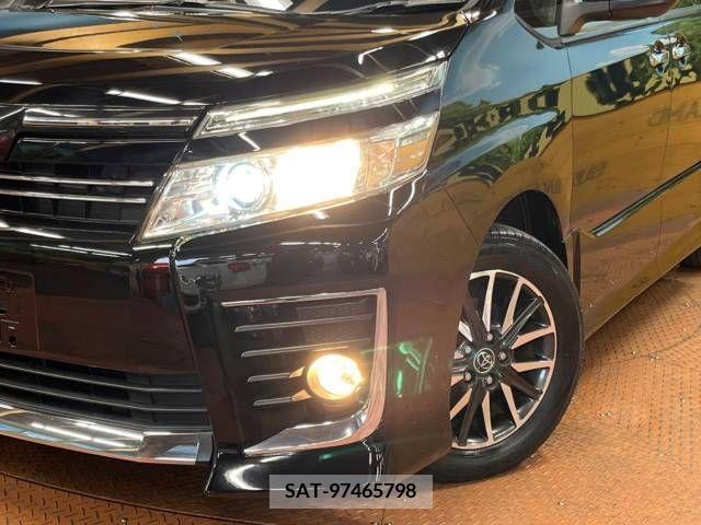Toyota VOXY 2015-06 346290-12
