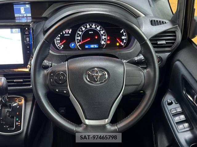 Toyota VOXY 2015-06 346290-11