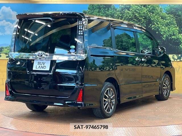 Toyota VOXY 2015-06 346290-17