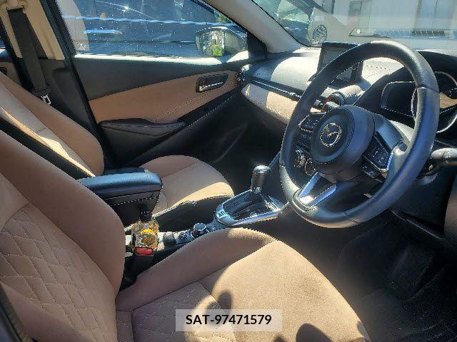 Mazda DEMIO 2018-04 396388-2