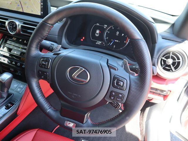 Lexus IS 2021-08 236363-12