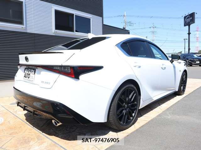 Lexus IS 2021-08 236363-6