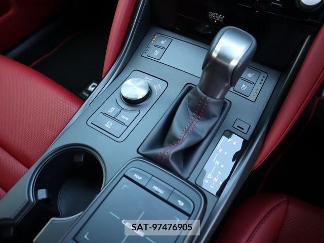 Lexus IS 2021-08 236363-15