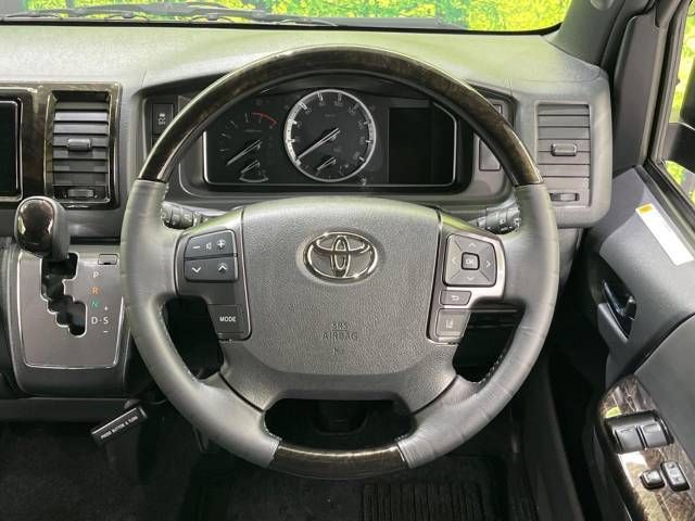 Toyota HIACE VAN 2021-06 182157-11