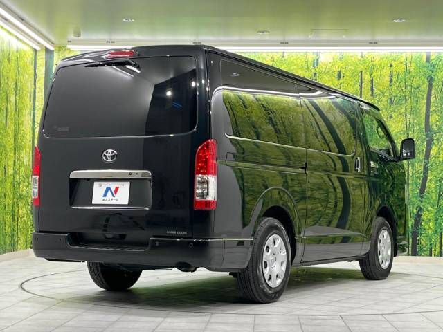 Toyota HIACE VAN 2021-06 182157-17