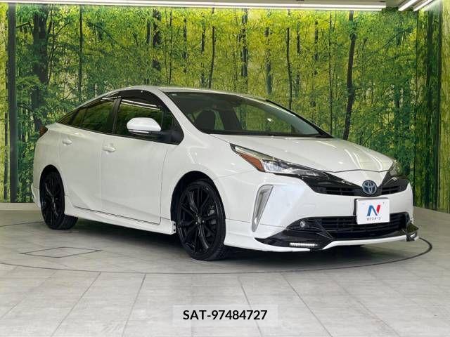 Toyota PRIUS 2020-08 332083-16
