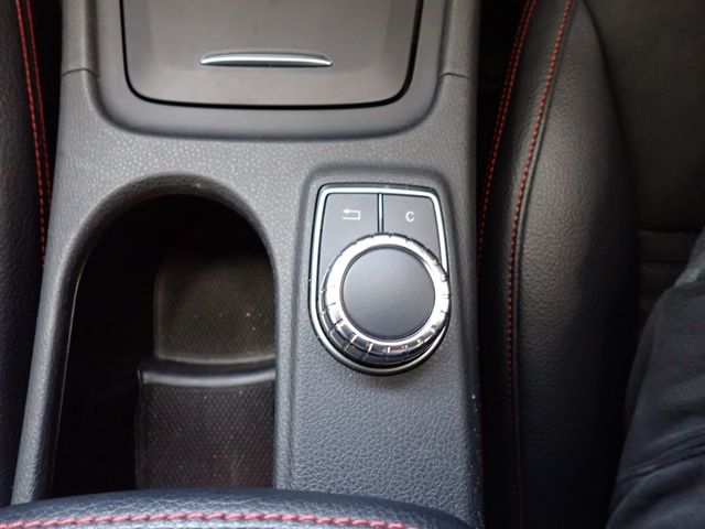Mercedes Benz CLA-CLASS 2014-02 26725-20