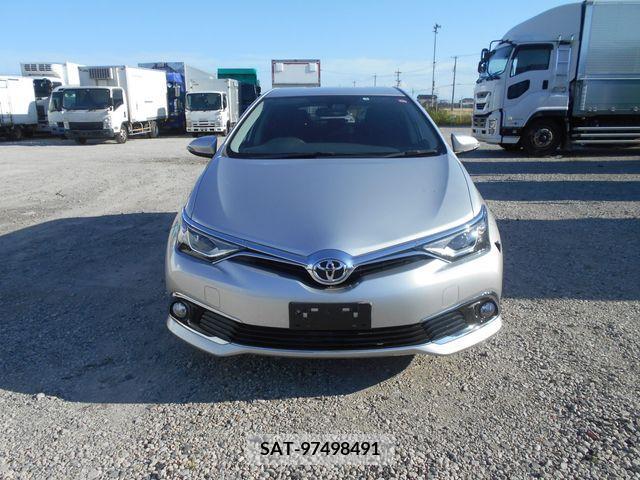 Toyota AURIS 2017-04 261479-3