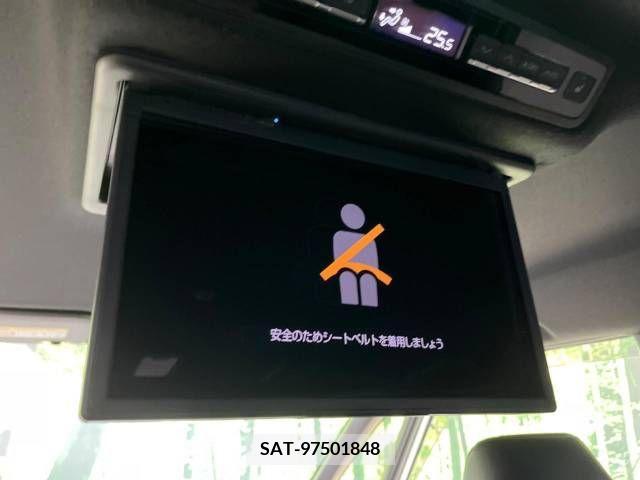 Toyota VOXY HYBRID 2022-12 350383-2