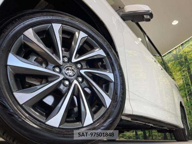 Toyota VOXY HYBRID 2022-12 350383-13