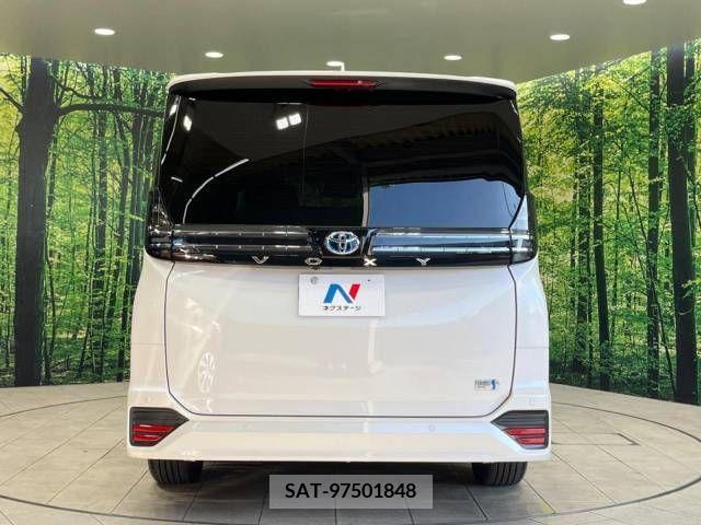 Toyota VOXY HYBRID 2022-12 350383-15