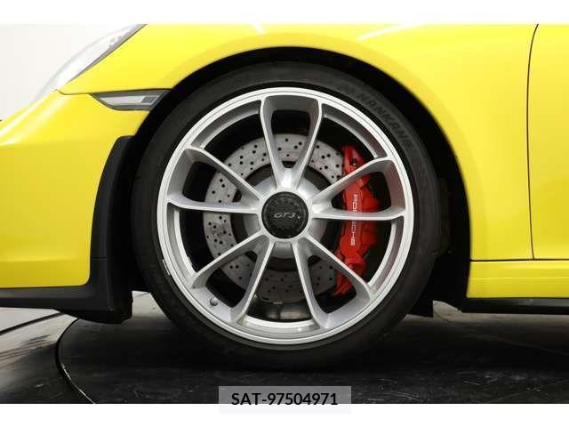 Porsche 911 2019-05 225184-5
