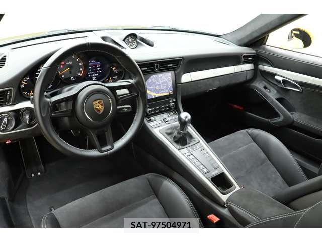 Porsche 911 2019-05 225184-3
