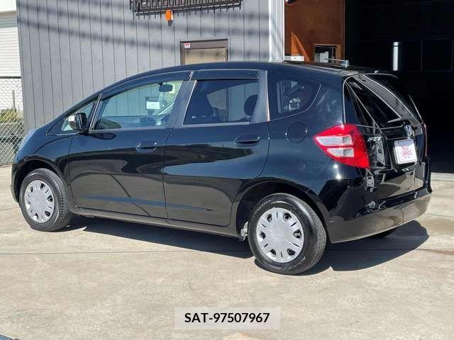 Honda FIT 2010-08 221177-6