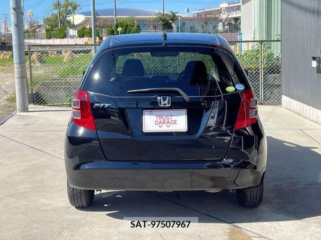 Honda FIT 2010-08 221177-4