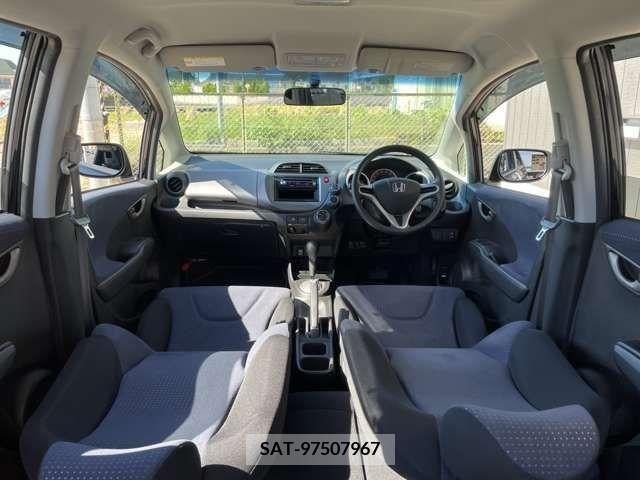 Honda FIT 2010-08 221177-1