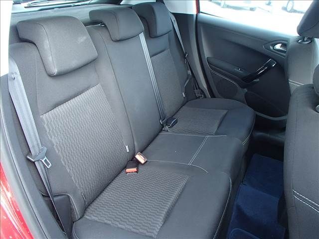 Peugeot 208 2017-03 194892-10