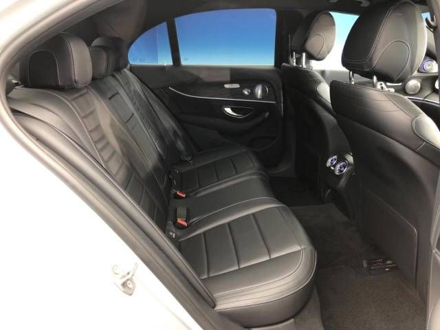 Mercedes Benz E-CLASS 2016-09 195633-11
