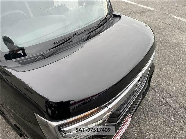Honda N BOX CUSTOM 2017-12 223443-8