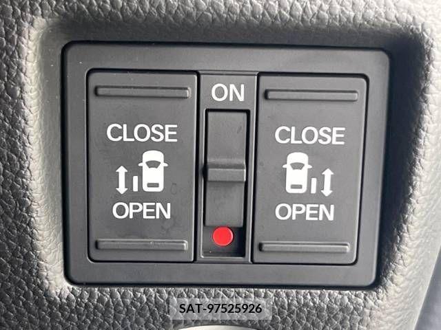 Honda N BOX CUSTOM 2022-03 331172-6