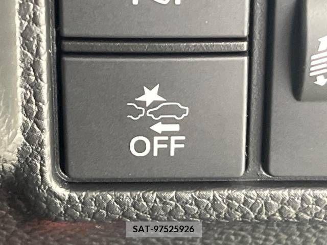 Honda N BOX CUSTOM 2022-03 331172-2