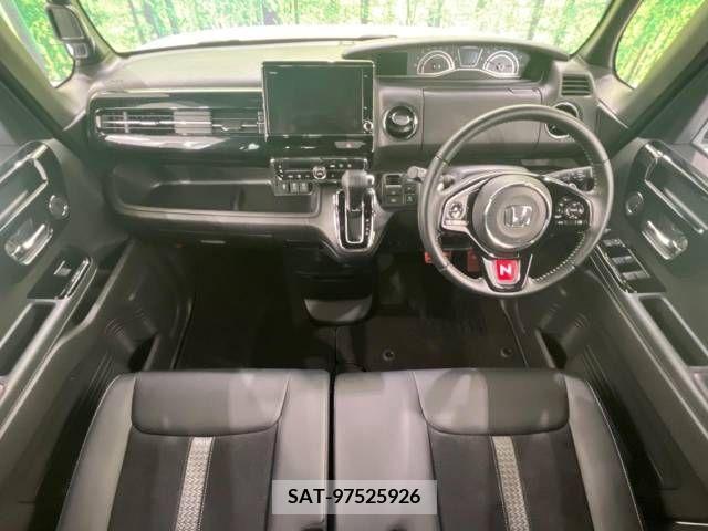 Honda N BOX CUSTOM 2022-03 331172-1