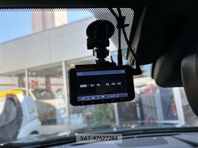 Lexus UX 2019-02 313514-13