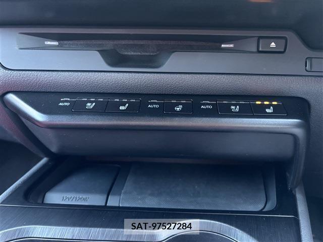 Lexus UX 2019-02 313514-12