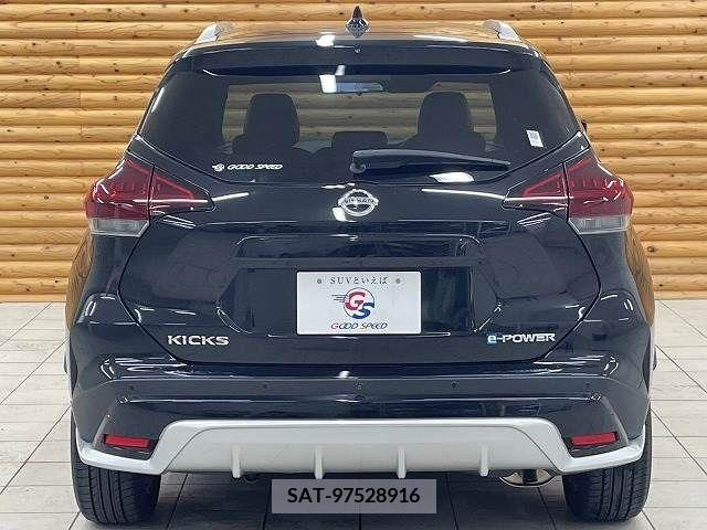 Nissan KICKS 2021-02 241579-18