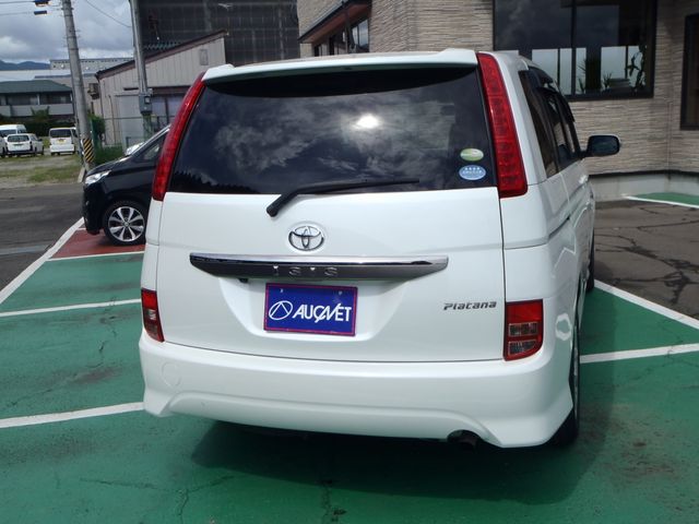 Toyota ISIS 2009-04 24144-2