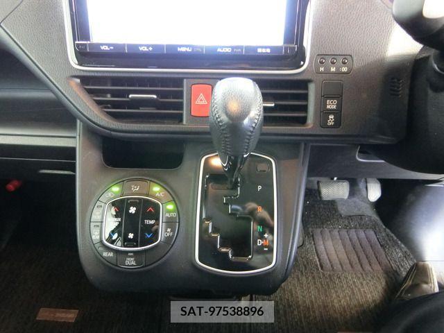 Toyota VOXY 2014-09 202878-5