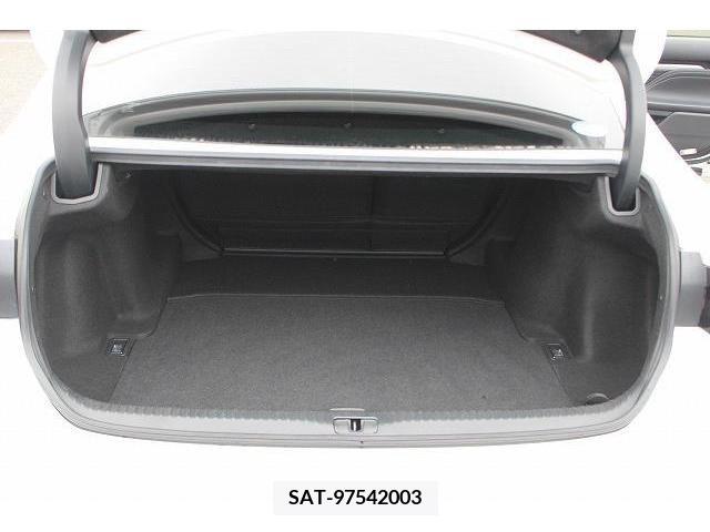 Lexus RC 2018-11 228957-16