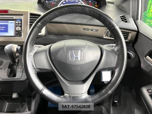 Honda FREED SPIKE 2010-08 302820-11