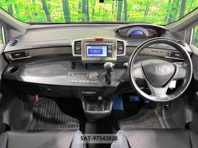 Honda FREED SPIKE 2010-08 302820-1