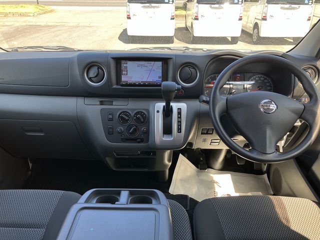 Nissan NV350 Caravan 2019-02 2097-21