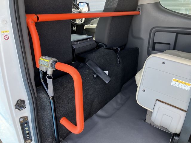Nissan NV350 Caravan 2019-02 2097-15