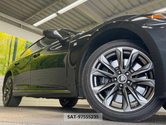 Lexus LS 2018-02 304726-13