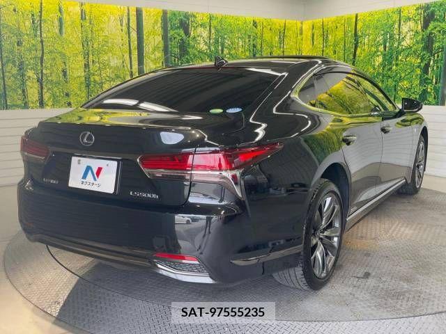 Lexus LS 2018-02 304726-17