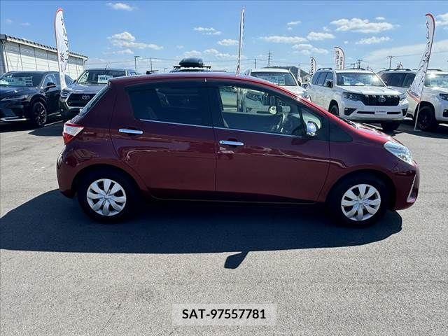 Toyota VITZ 2017-12 370170-11