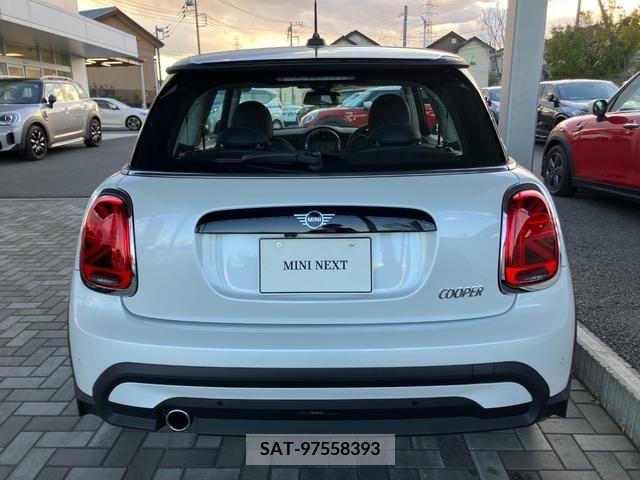 Bmw MINI 2023-09 208810-4