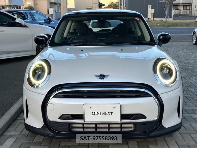 Bmw MINI 2023-09 208810-3
