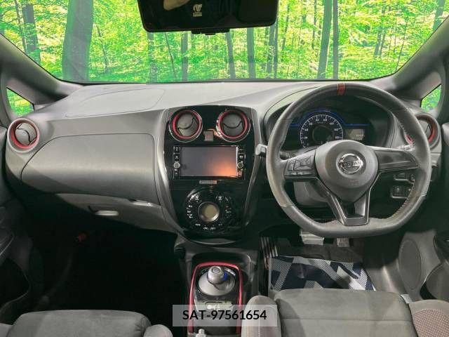 Nissan NOTE 2018-01 305422-1