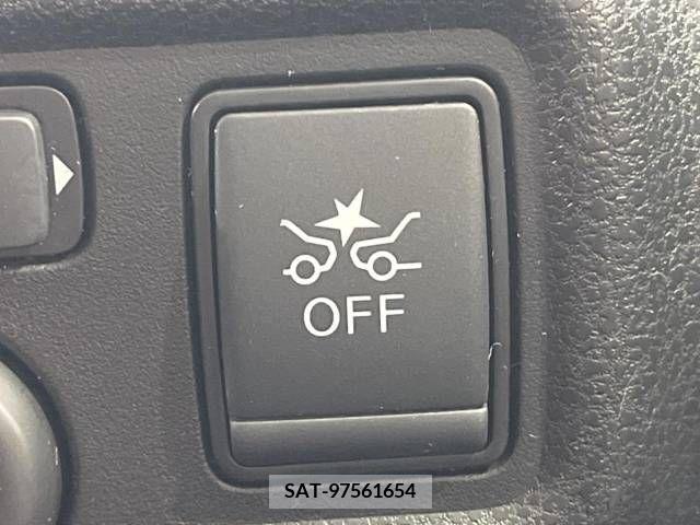 Nissan NOTE 2018-01 305422-7