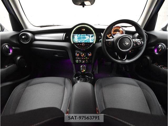 Bmw MINI 2018-11 208201-2