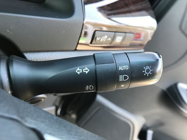 Toyota VELLFIRE 2013-10 190185-21