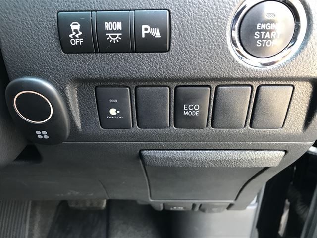 Toyota VELLFIRE 2013-10 190185-24