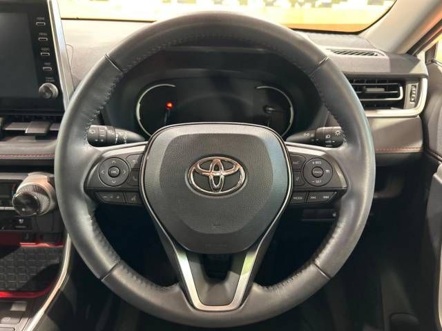 Toyota RAV4 2021-06 28056-11